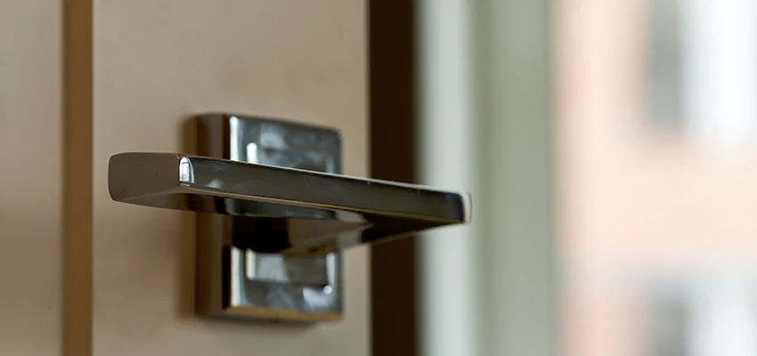 Door Lever Knob Repair in Elverta, California