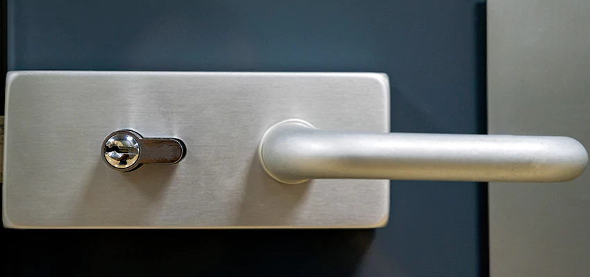 Change Patio Door Locks in Elverta, California