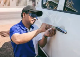 Car Locksmith in Elverta, CA